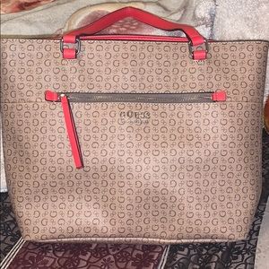 Guess hand bag 👜